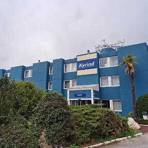 https://kyriad-toulon-est-la-garde.fr-provencehotel.com